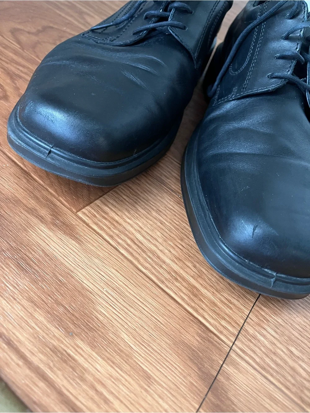 Ecco Black Leather Derby Dress Shoes